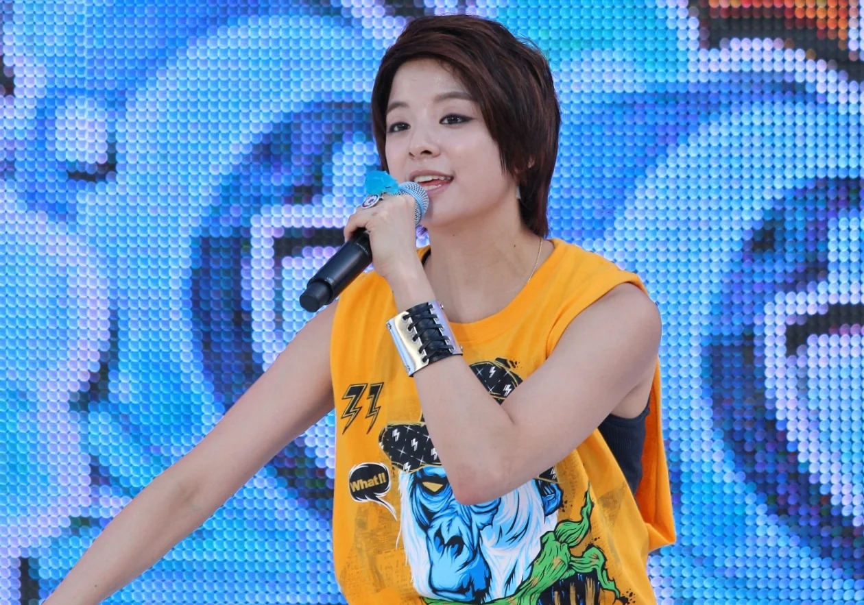 Amber Liu