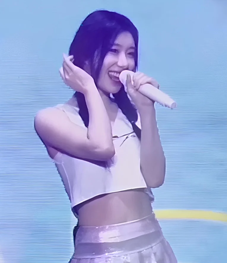 Chaeryeong (ITZY)