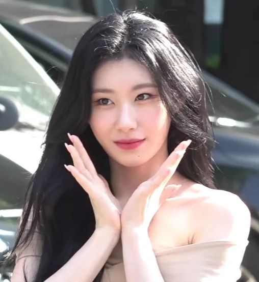Chaeryeong (ITZY)