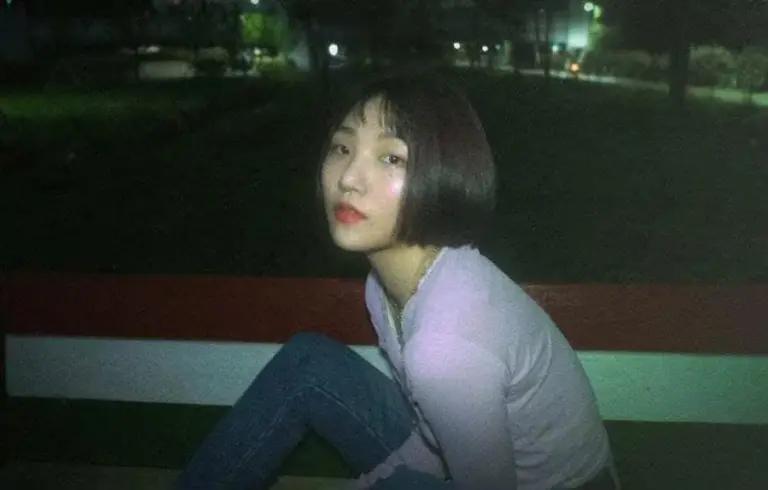 19 (NANA)