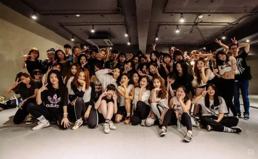1MILLION Dance Studio