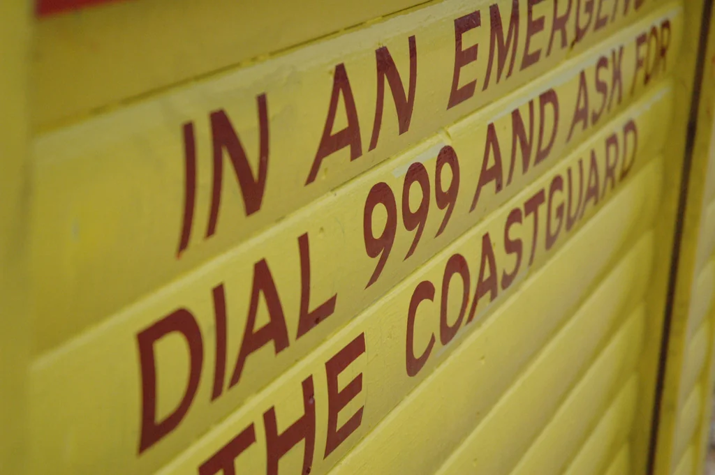 999