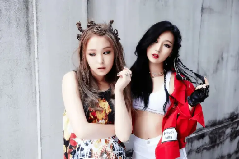 A.KOR Black